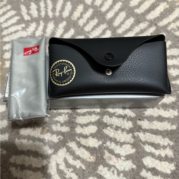 Ray Ban 62 14 Loop Around Ear Aviator Vintage B&L - Etsy Ray-Ban Aviator Sunglasses with Black Case